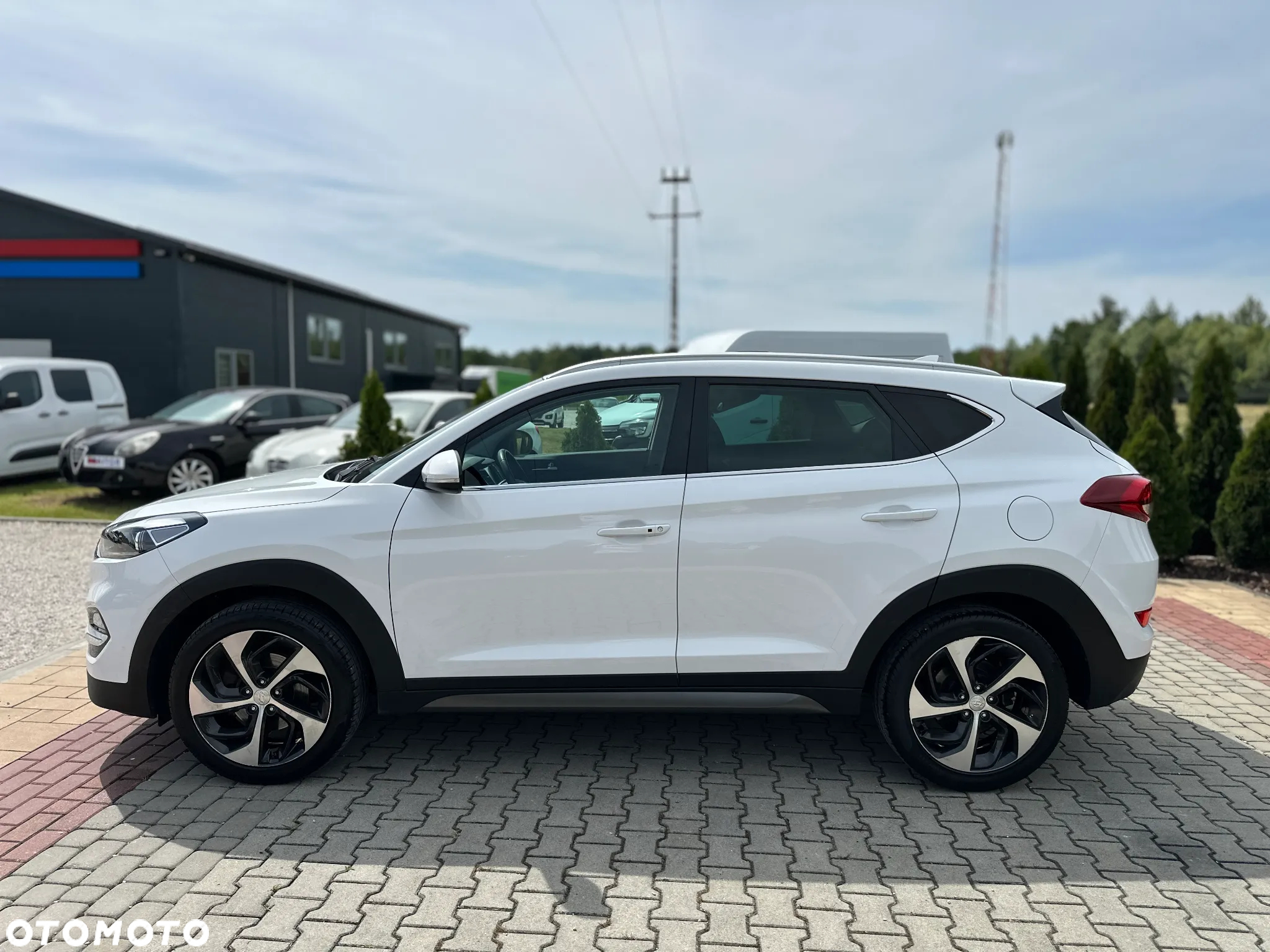Hyundai Tucson blue 1.7 CRDi 2WD Passion Plus - 11