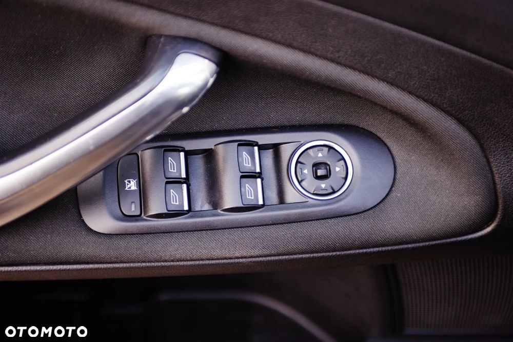 Ford Mondeo 2.0 TDCi Titanium - 14