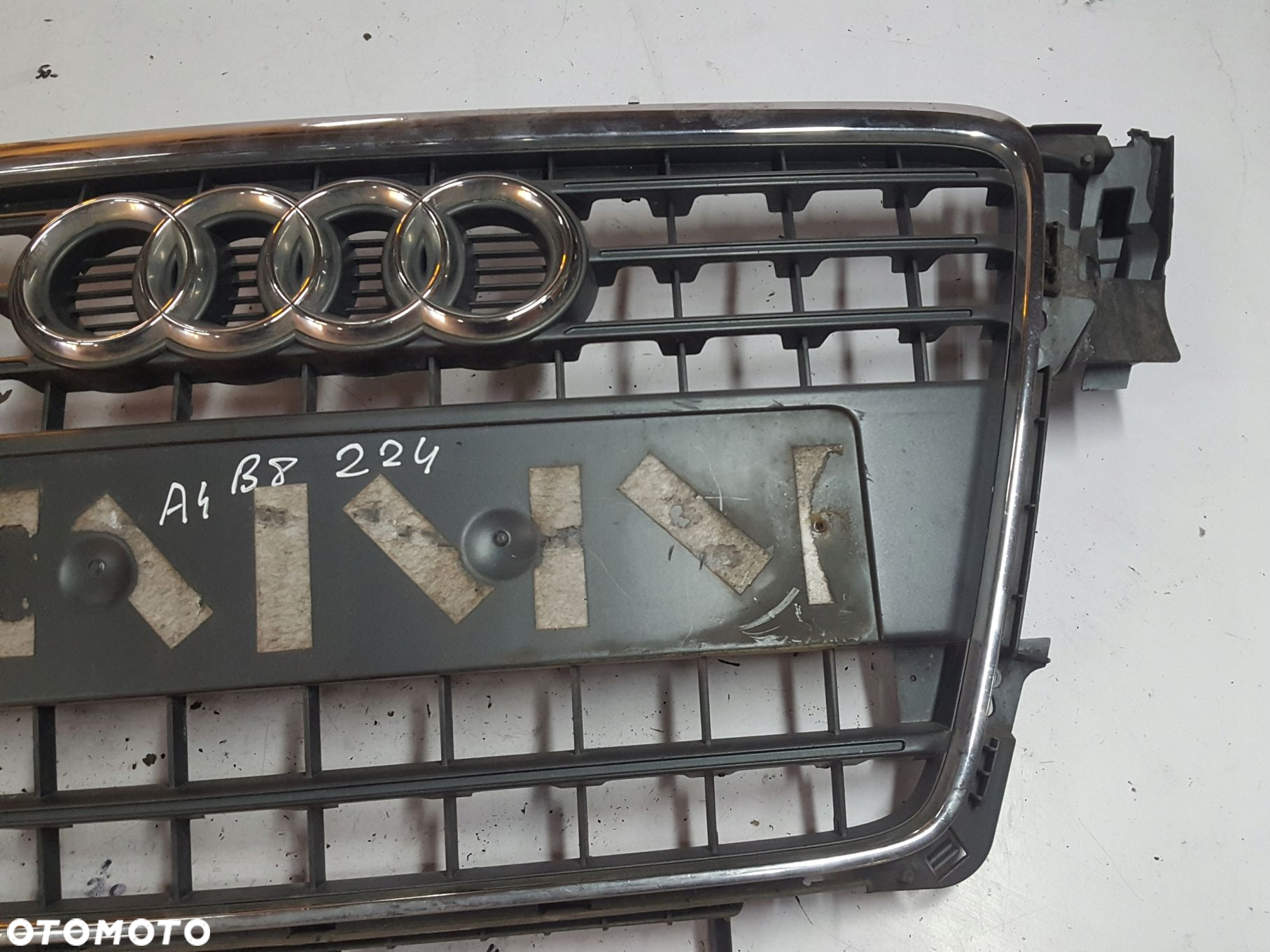 AUDI A4 B8 08-11r ATRAPA GRILL 8K0853651 - 4