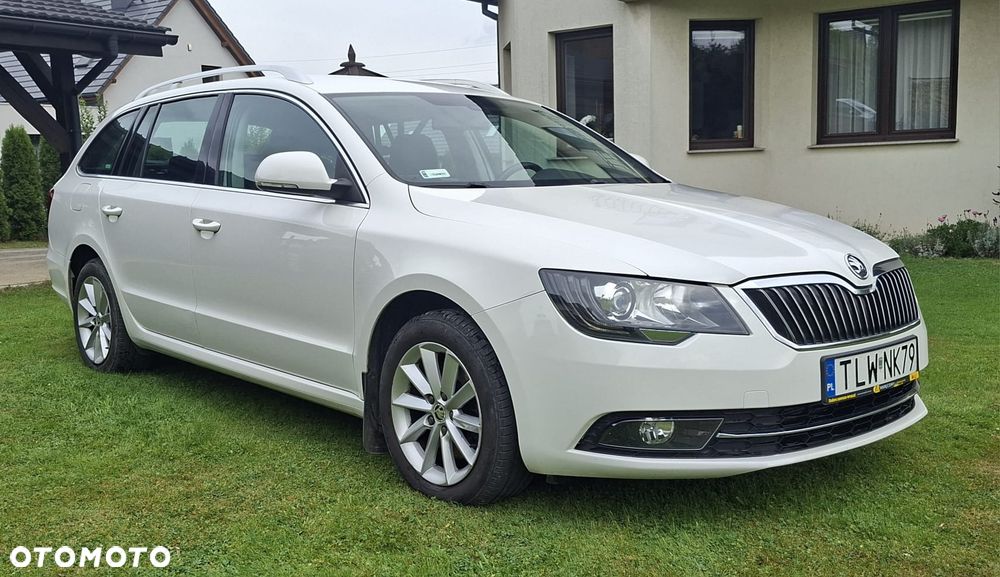 Skoda Superb 2.0 TDI Ambition - 1