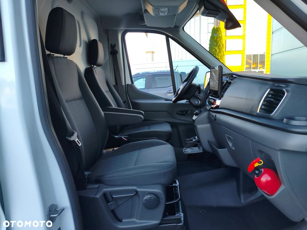 Ford E-Transit - 7