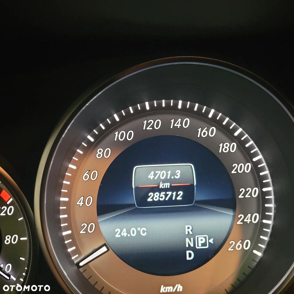 Mercedes-Benz Klasa E 220 BlueTEC 4-Matic Avantgarde - 15