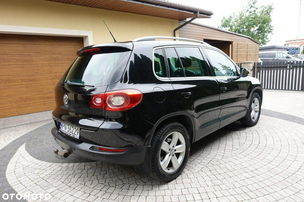 Volkswagen Tiguan - 8