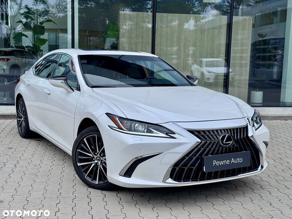 Lexus ES - 9