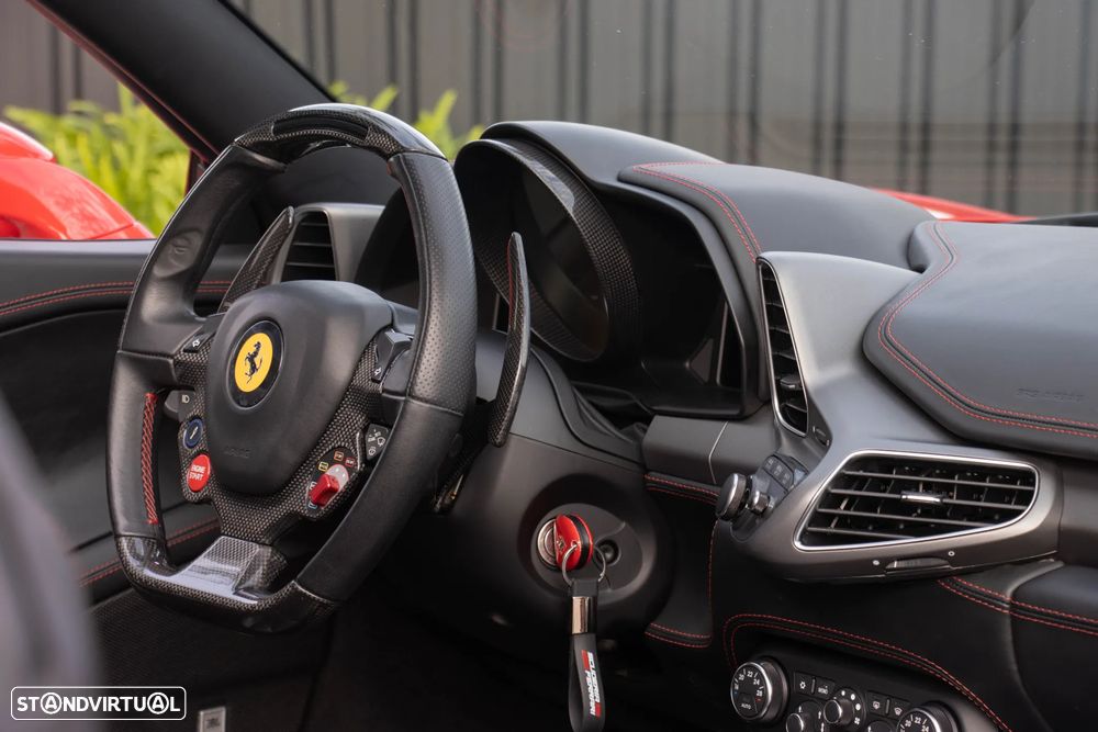 Ferrari 458 Spider - 29