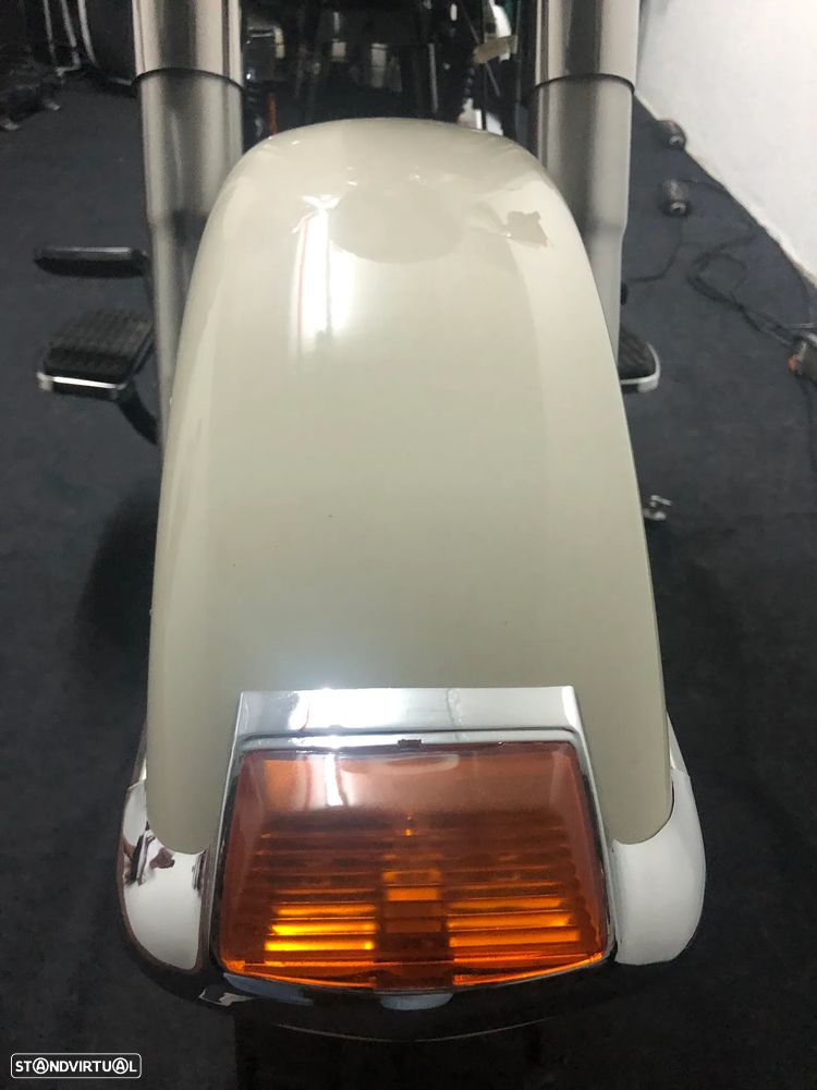 Harley-Davidson FLST FLSTN HERITAGE SOFTAIL NOSTALGIA - 15
