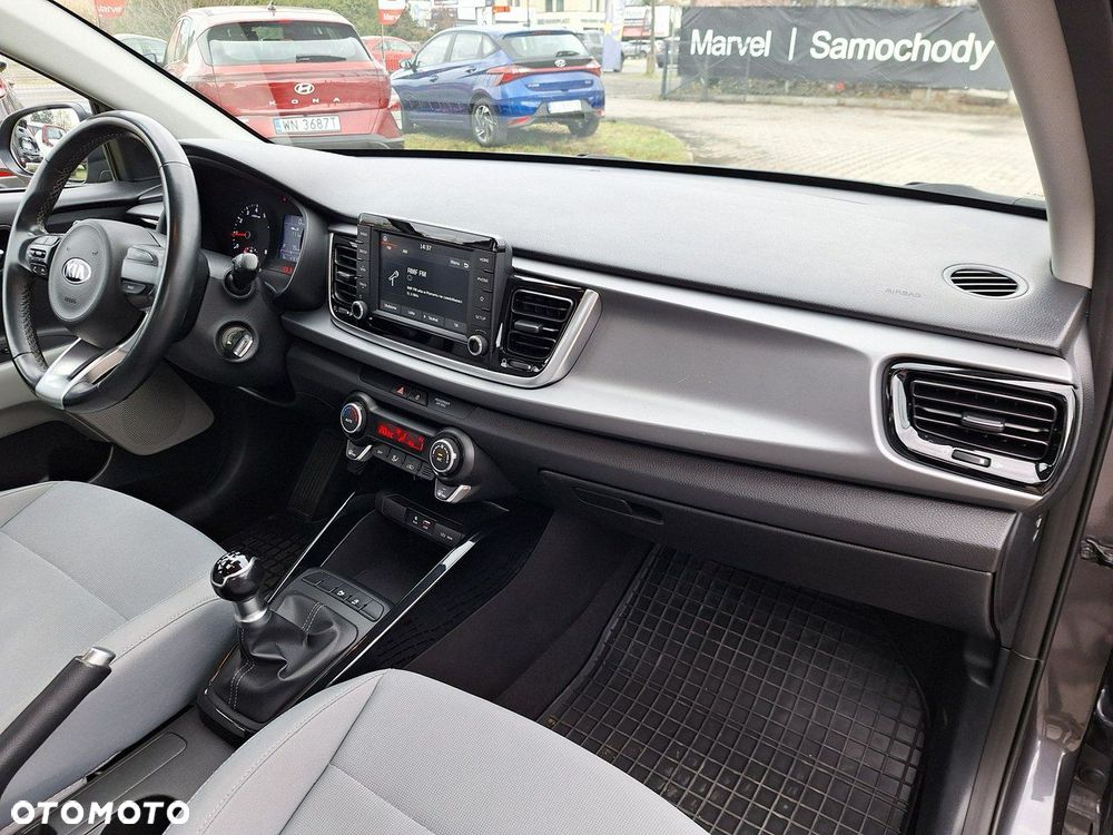 Kia Rio 1.2 L - 36