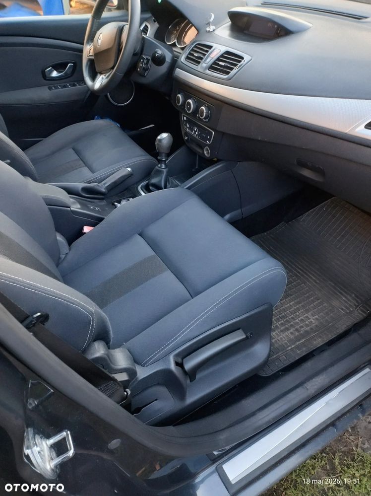 Renault Megane TCe 130 Dynamique - 10