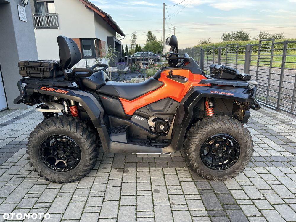 Can-Am Outlander Max - 2