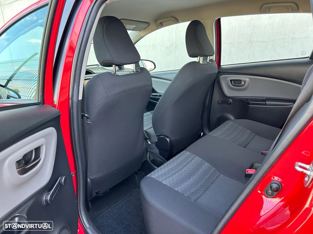 Toyota Yaris 1.33 VVT-i Comfort - 12