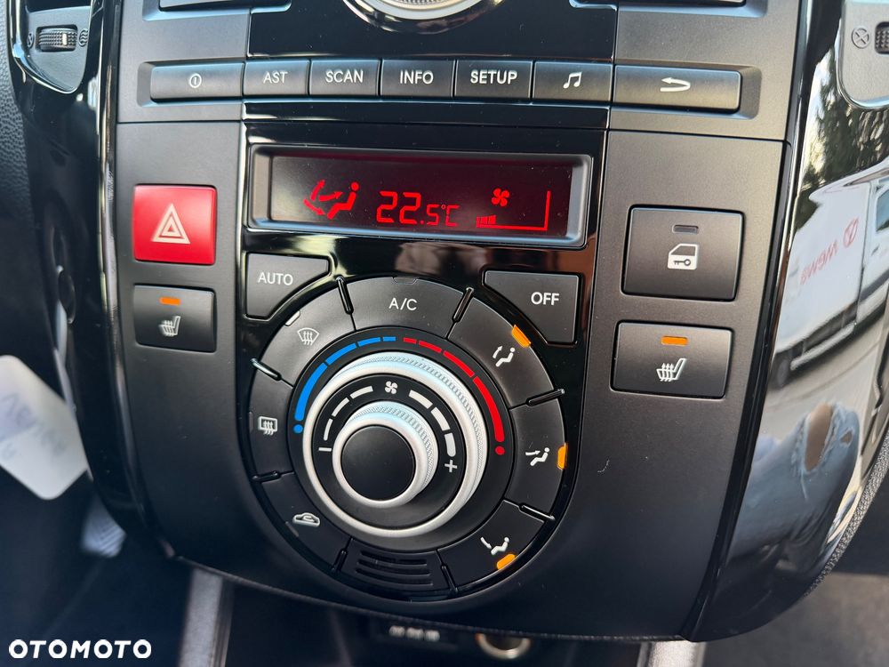 Kia Venga 1.6 CVVT ISG Spirit - 34