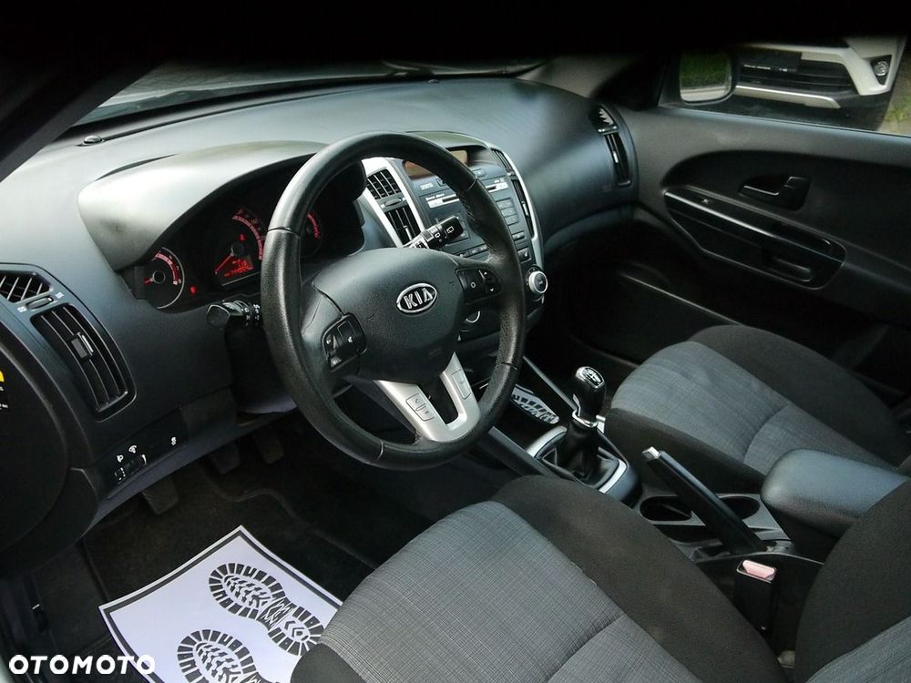 Kia Ceed 1.4 Comfort - 19