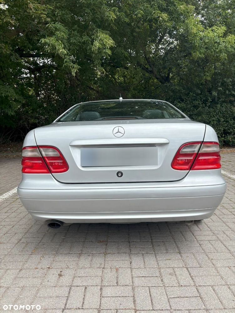 Mercedes-Benz CLK - 18
