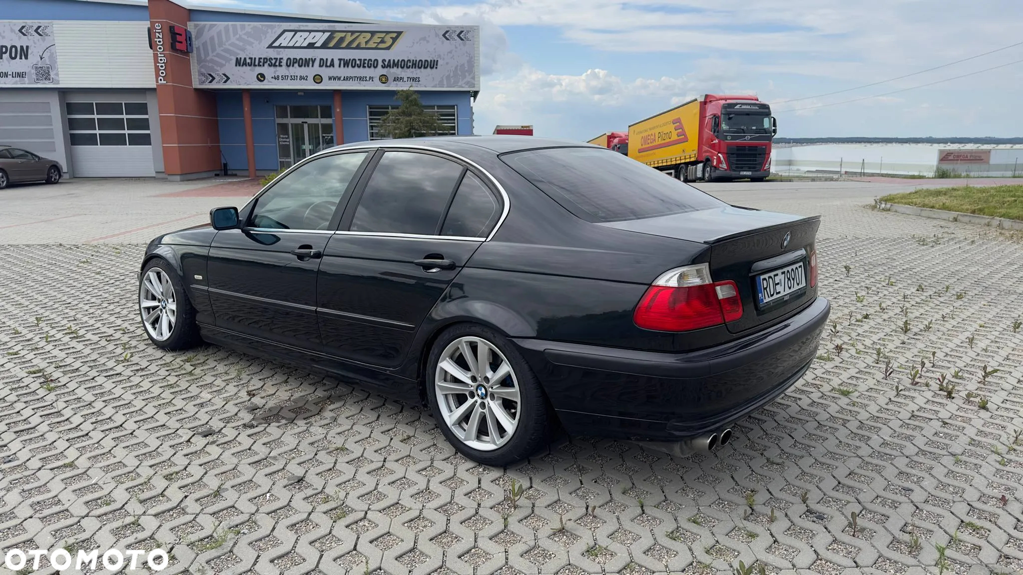 BMW Seria 3 330i - 4