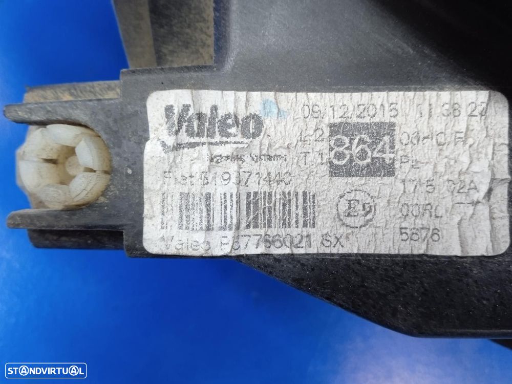 FAROL ESQUERDO FIAT PUNTO EVO 2016 -67766021SX - 1