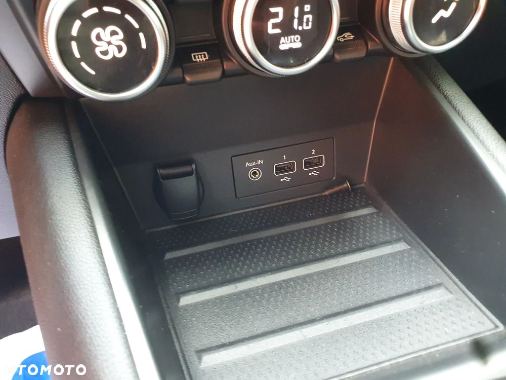 Renault Captur E-TECH 160 E-Tech engineered - 21