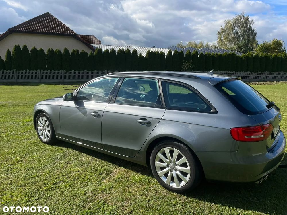 Audi A4 Avant 2013 photo 4