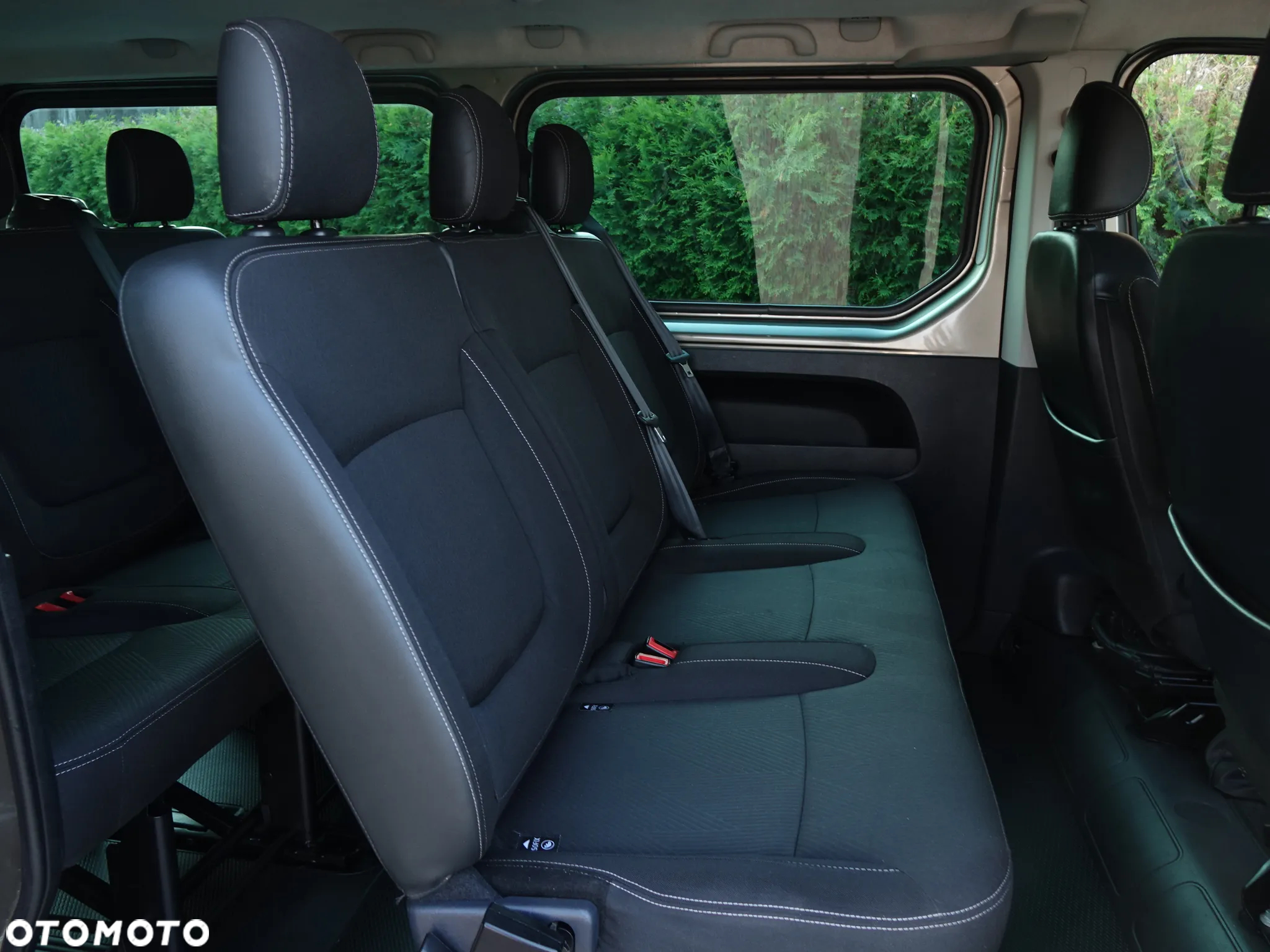 Renault Trafic - 12
