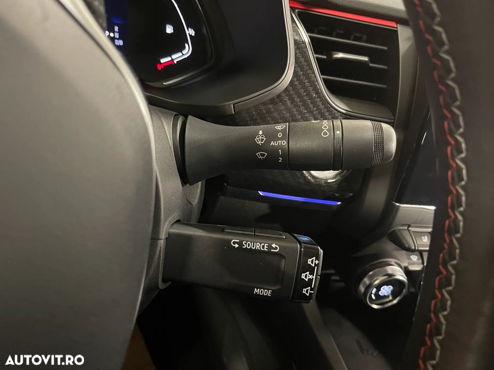 Renault Arkana E-TECH Hybrid RS Line - 29