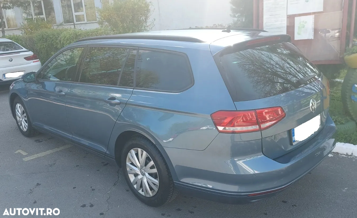 Volkswagen Passat Variant 2.0 TDI DSG Highline - 2