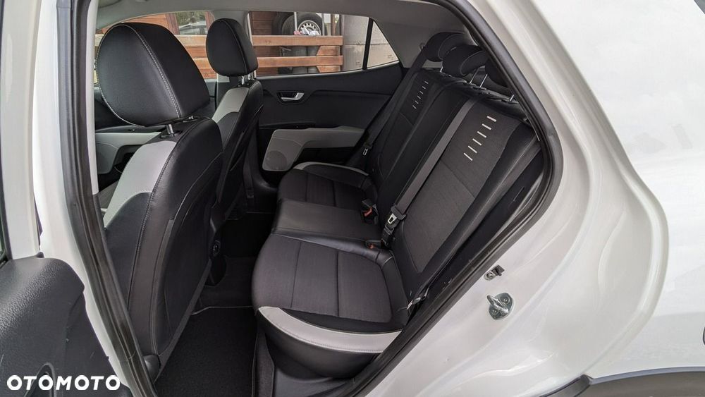 Kia Stonic - 15