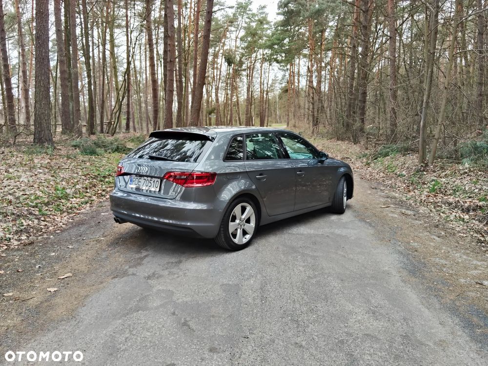 Audi A3 Sportback 2.0 TDI quattro - 8