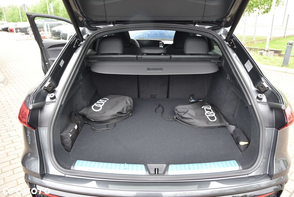Audi Q5 Sportback - 12