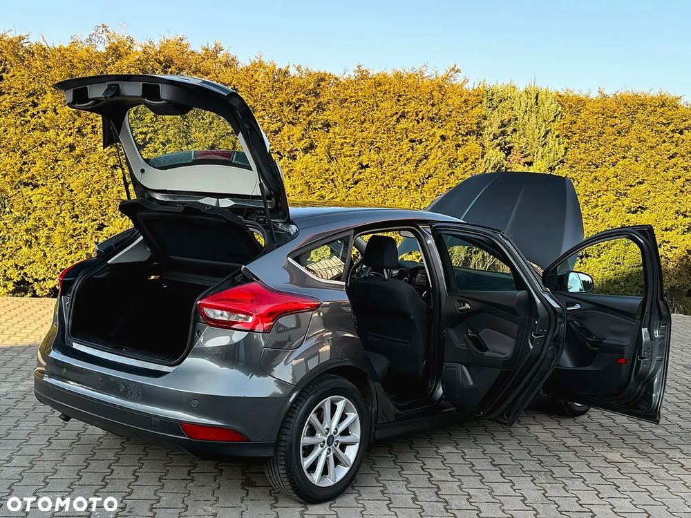 Ford Focus 1.5 TDCi DPF Start-Stopp-System Titanium - 37