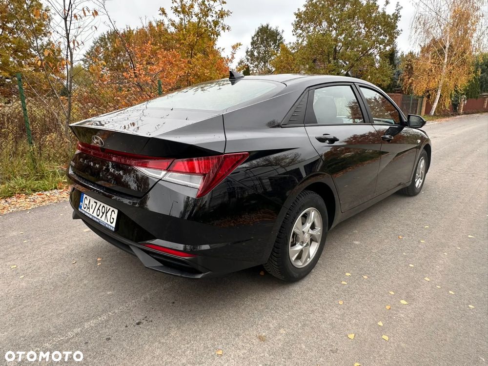 Hyundai Elantra 1.6 Modern CVT - 3