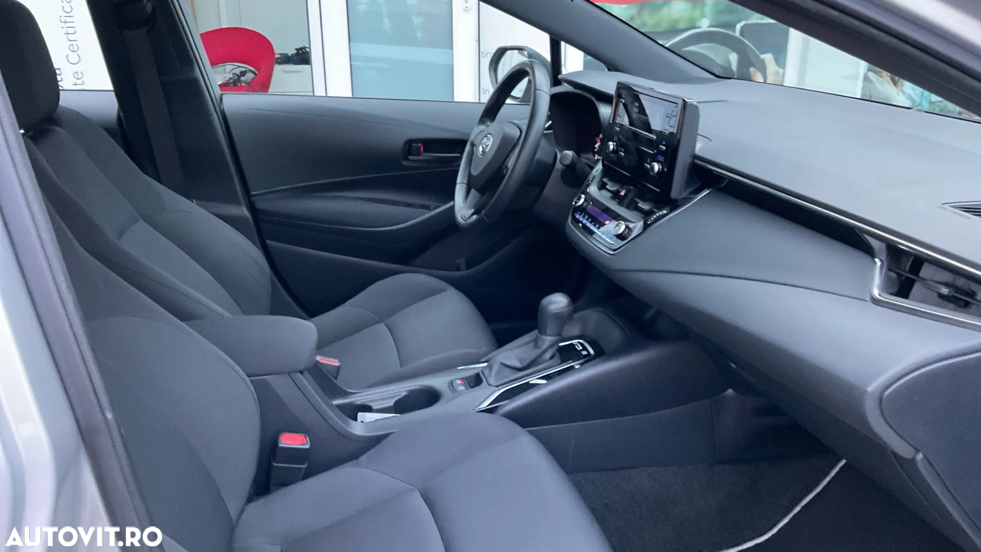 Toyota Corolla 1.8 Hybrid Touring Sports - 8