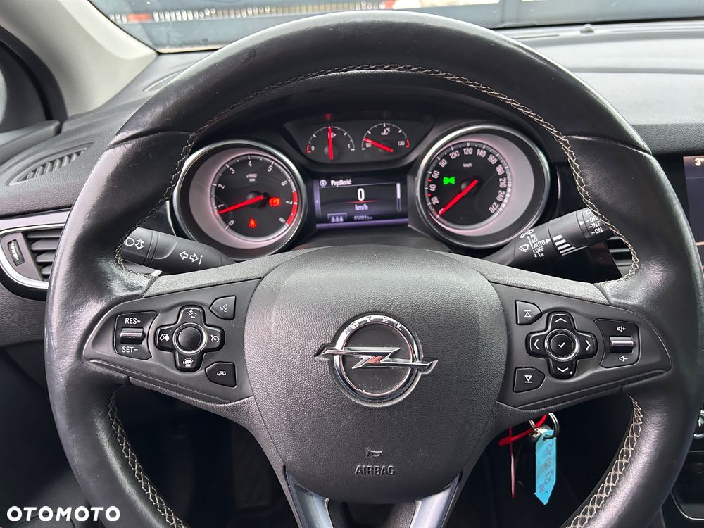 Opel Astra 1.4 Turbo Innovation - 28