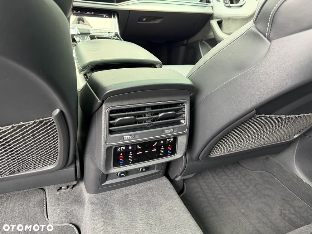 Audi SQ8 - 22