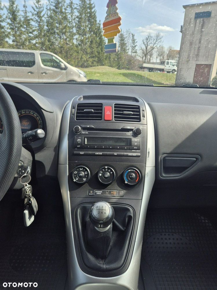 Toyota Auris 1.6 Comfort - 12