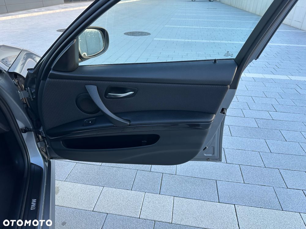 BMW Seria 3 - 14
