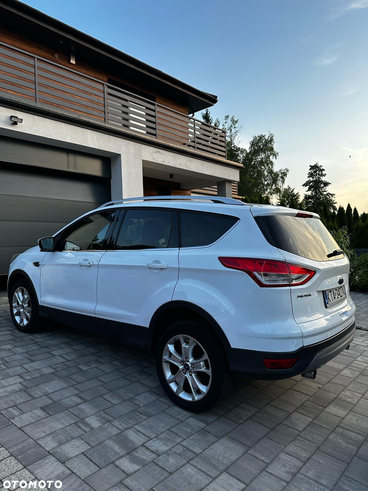 Ford Kuga - 9