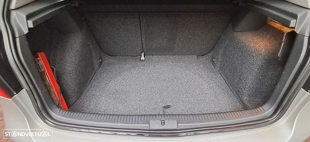 VW Golf 1.9 TDi Generation - 11