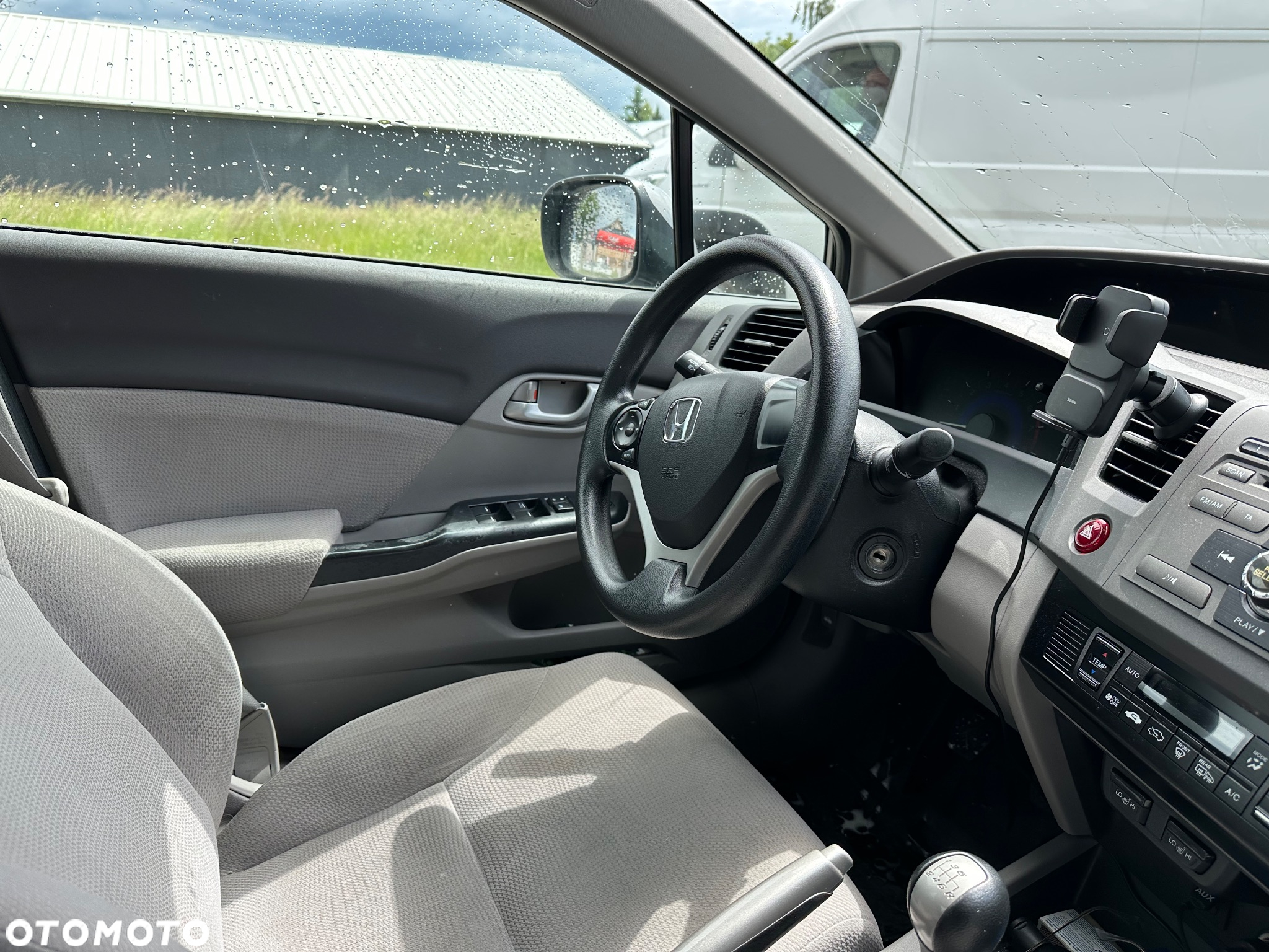 Honda Civic 1.8 Comfort - 13