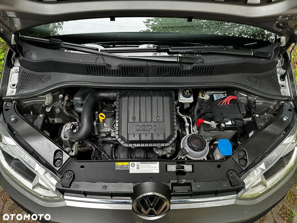 Volkswagen up! (BlueMotion Technology) move - 15