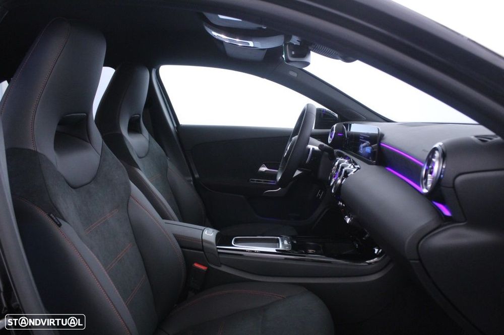 Mercedes-Benz A 250 e AMG Line - 14