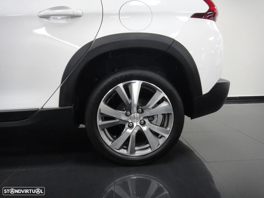 Peugeot 2008 PureTech 110 GPF Stop&Start EAT6 Crossway - 11