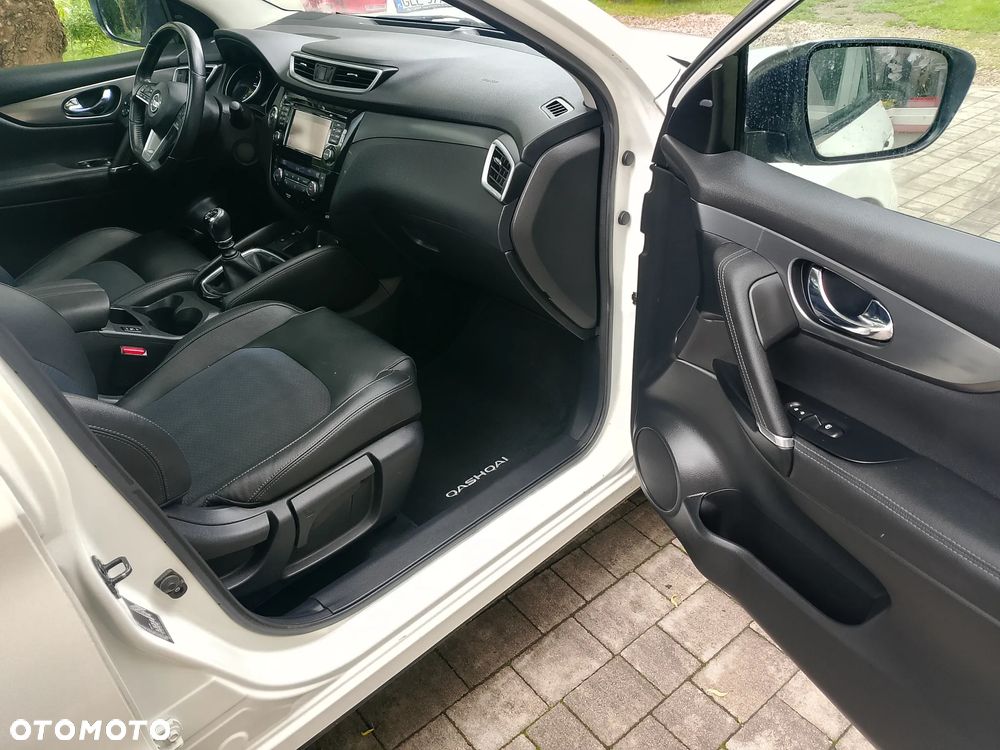 Nissan Qashqai 1.6 dCi DPF tekna - 7