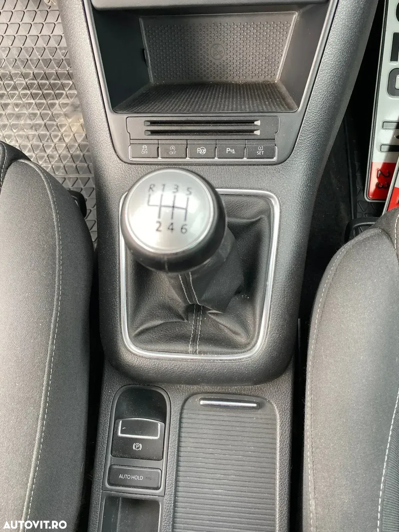 Volkswagen Tiguan - 16