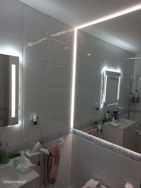 Grande T2 luminoso em Paredes - Grande imagem: 2/12