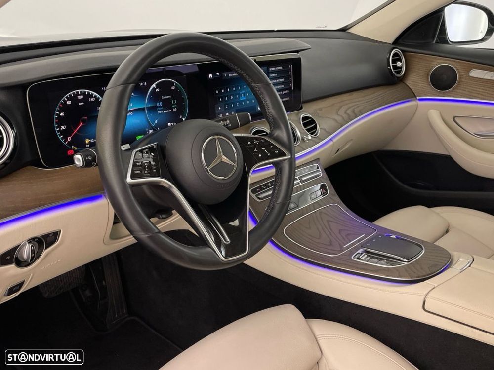 Mercedes-Benz E 300 de AMG Line - 18