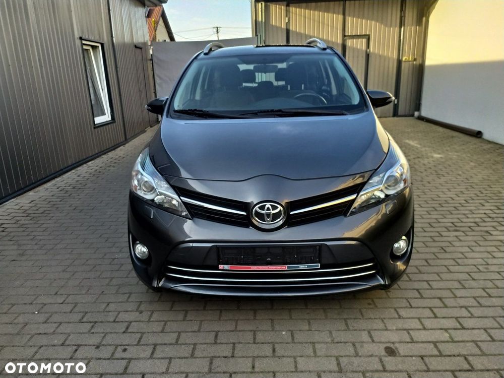 Toyota Verso 1.8 Premium 7os MS - 11