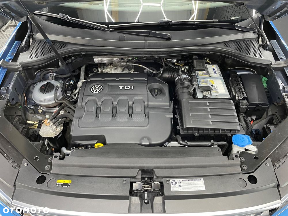 Volkswagen Tiguan - 9