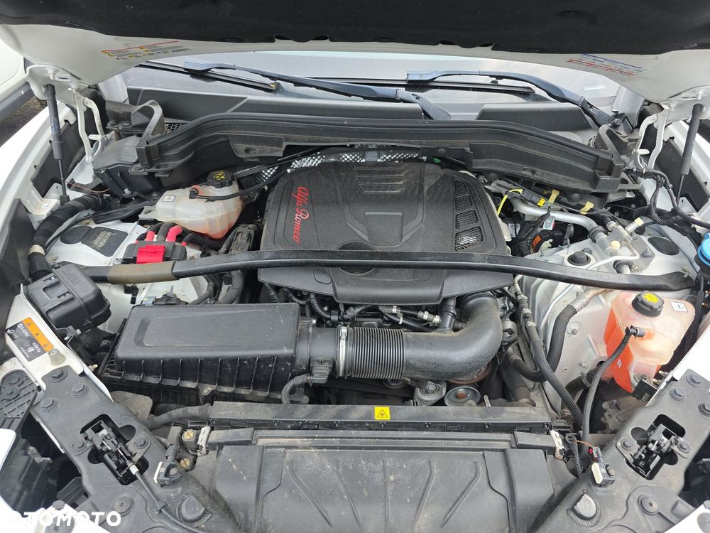 Alfa Romeo Stelvio 2.0 Turbo TI Q4 - 10