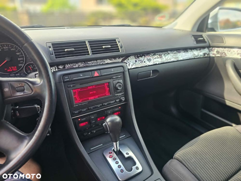 Audi A4 Avant 2.0 TDI Multitronic - 9