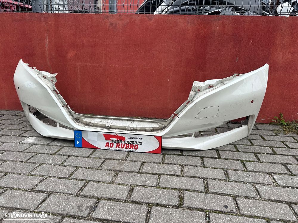 Parachoque nissan leaf - 3