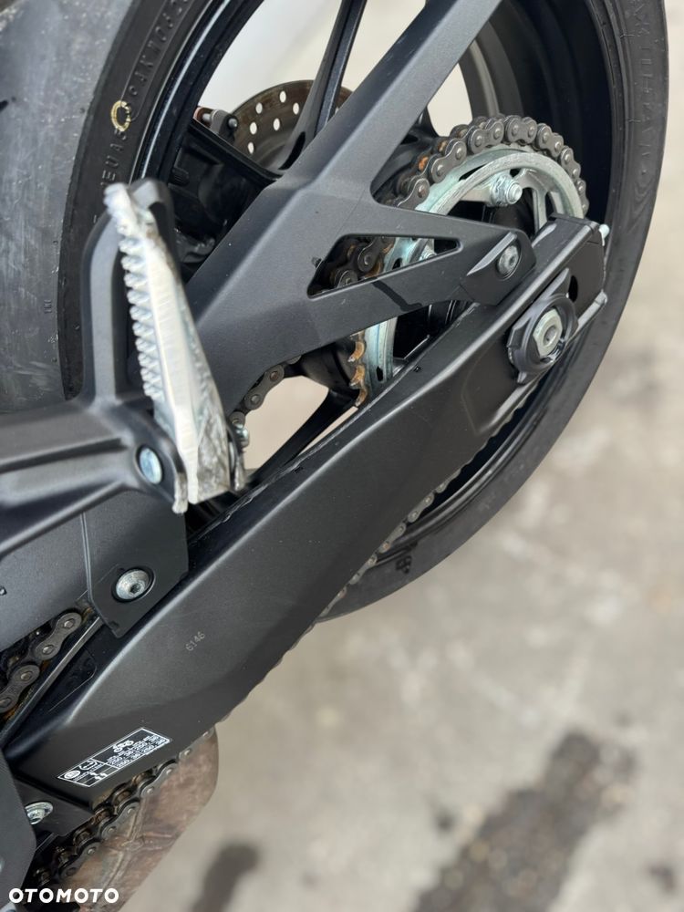 Yamaha MT - 9